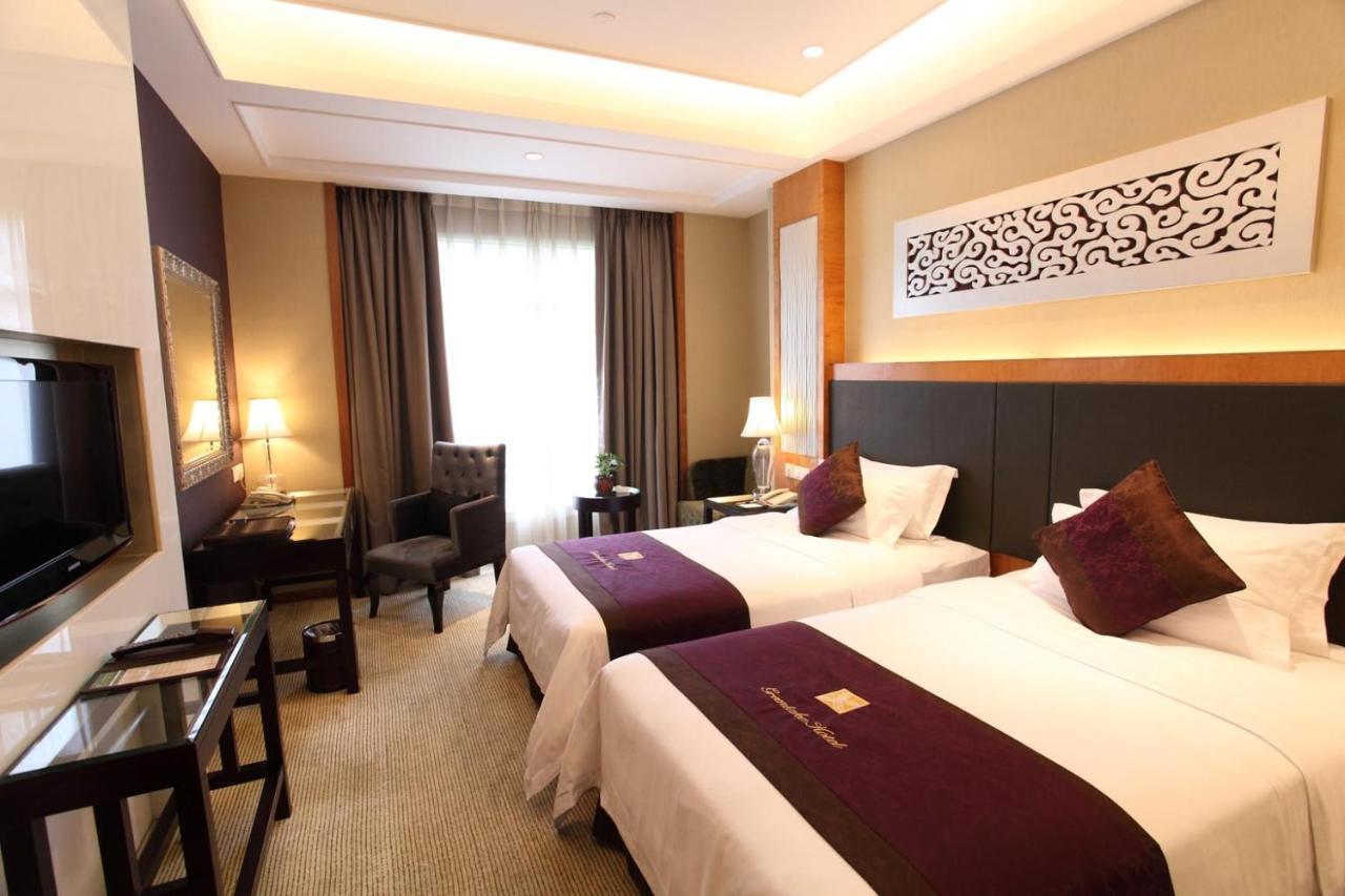 Green Lake Hot Spring Hotel Foshan Exteriör bild