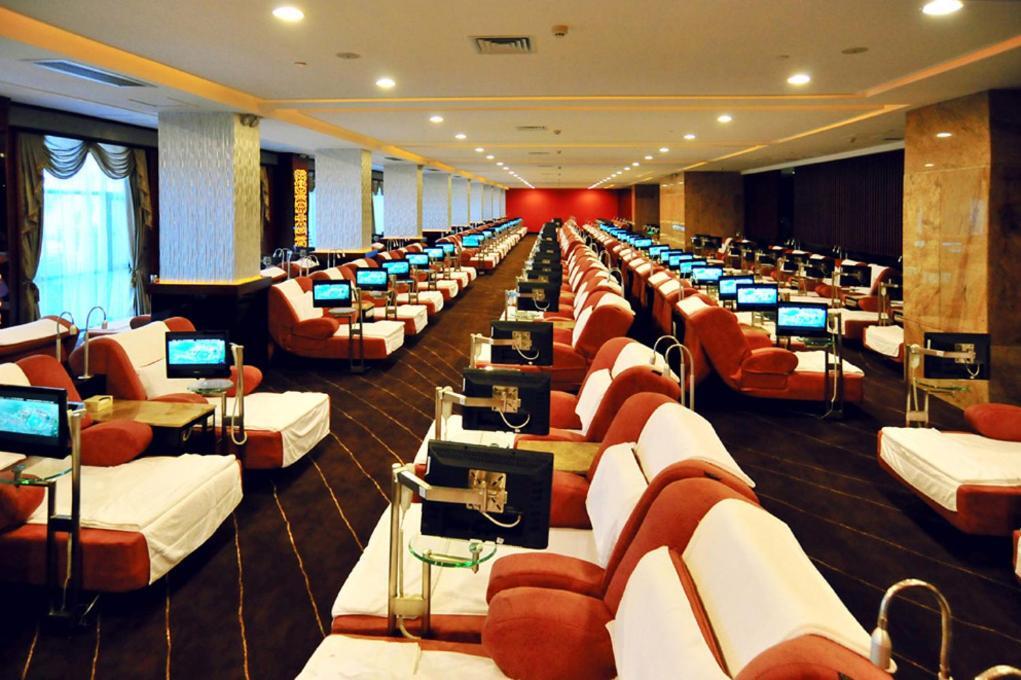 Green Lake Hot Spring Hotel Foshan Exteriör bild